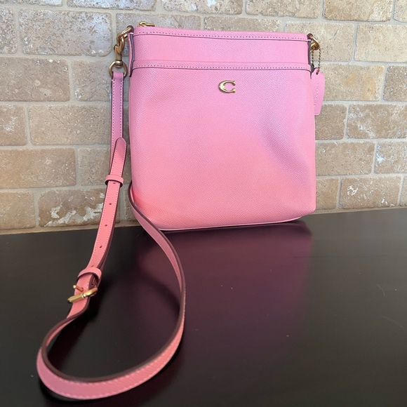 Coach Kitt Messenger Crossbody Bag Purse with Dust Bag - Picture 4 of 11